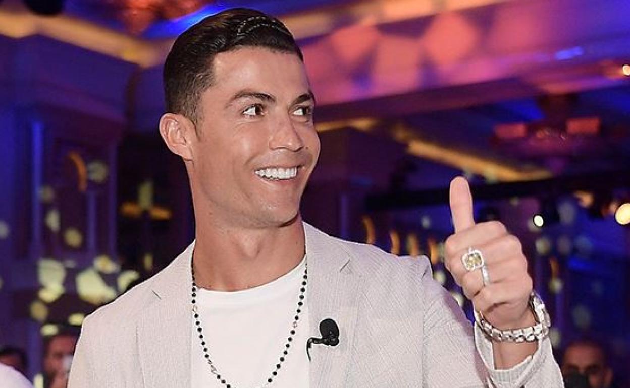 Cristiano Ronaldo estrena el reloj m s caro de Rolex jam s